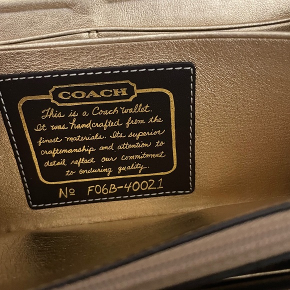 COACH WALLET - Picture 2 of 3